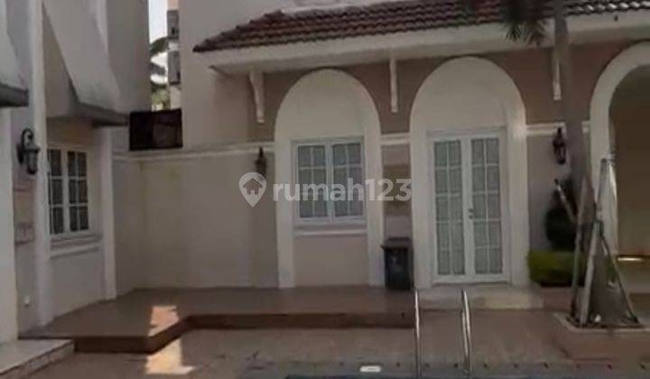 Rumah 3lantai Dikawasan Vanya park BSD Dengan Private Pool 1