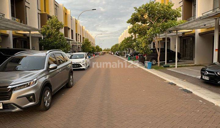 Rumah 3 Lantai Sudah Shm Brand New Rapih 1