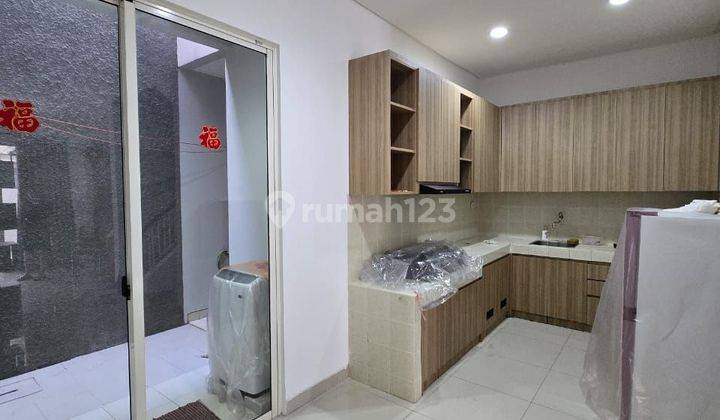 Rumah Layar Permai Semi Furnished Rapih Siap Huni 1