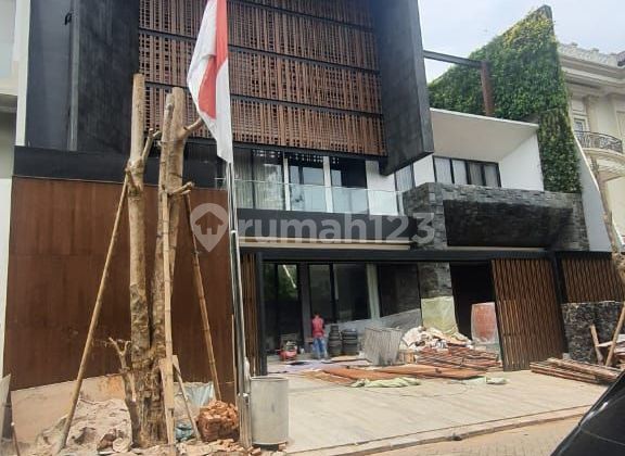 tampak depan rumah brandnew di trimaran permai