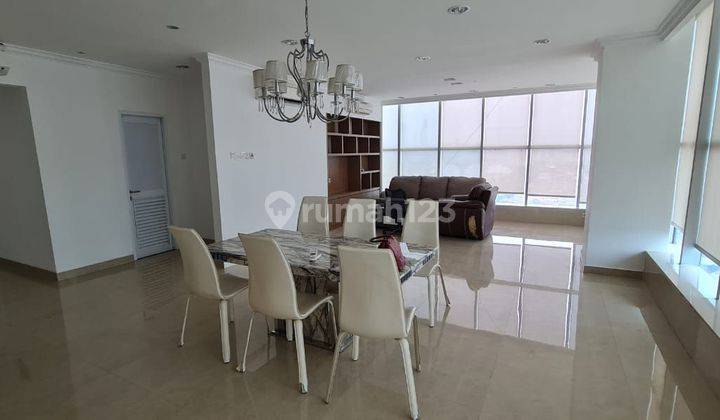 Apartemen Grand Kartini Penthouse 2 Lantai Semi Furnished 1