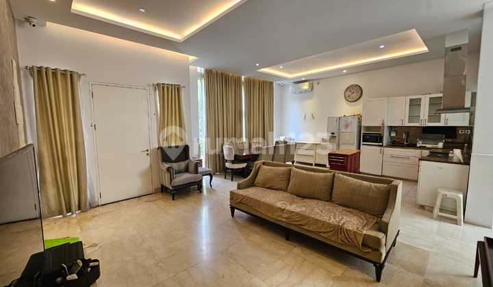 Crown Mansion Pik Sudah Renovasi Siap Huni