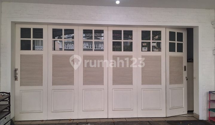 2-Story Florence House in PIK, Neat and Ready to Occupy 2