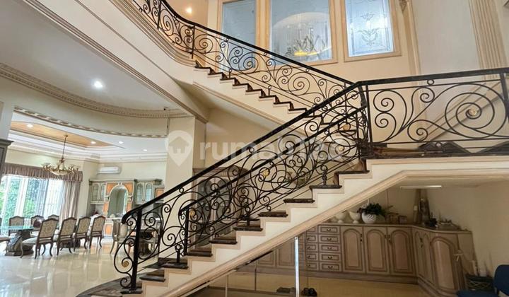 Rumah Mewah Pik Lokasi Favorit Rapih Siap Huni