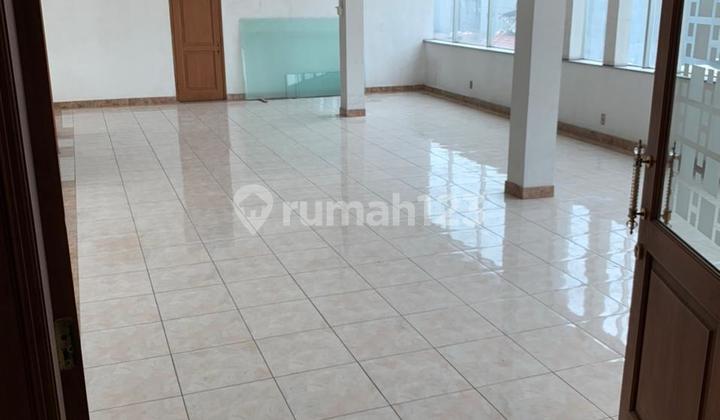 4-Story Office Building in Cideng Timur Raya 4-Story Office Building in Cideng Timur Raya