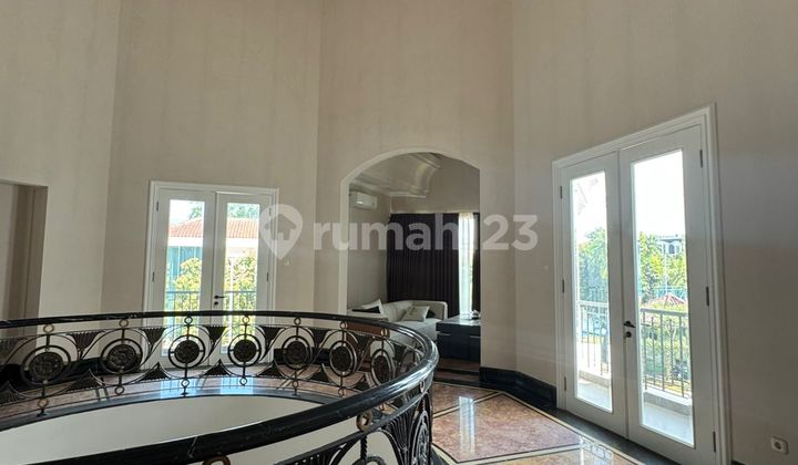 Rumah Pinisi Full Marmer Posisi Hoek Rumah Pinisi Full Marmer Posisi Hoek