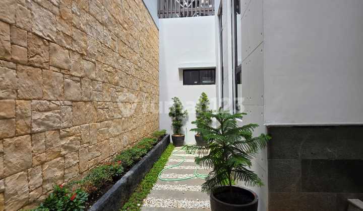 Rumah Pik2 Full Furnish Dan Sudah Renov Lantai Marmer 2