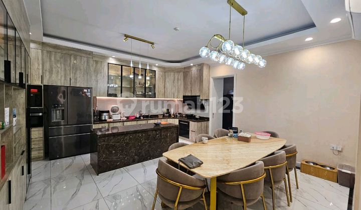 Rumah Puri Mansion Boulevard Sudah Renovasi Sangat Rapih