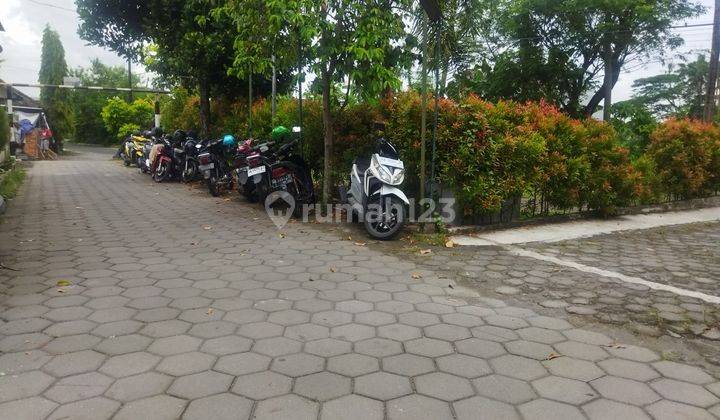 Rumah mewah tanah luas dekat jogja bay wedomartani