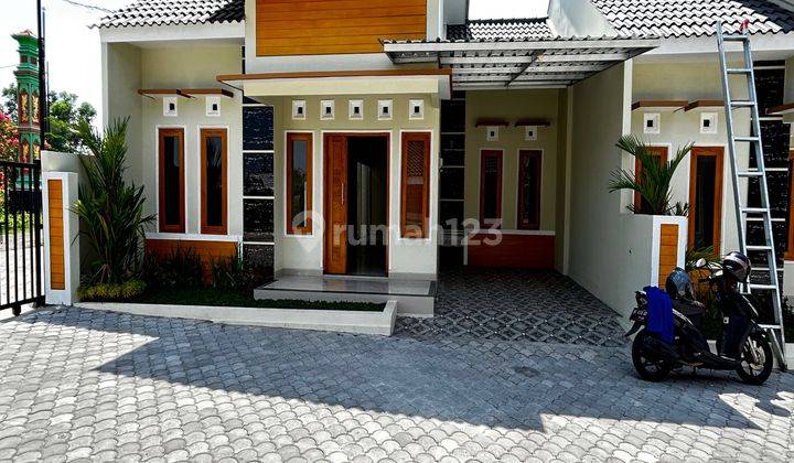 Dijual Rumah Baru Di Jln Kadisoka Dekat Tajem Dan Kampus Unriyo 1