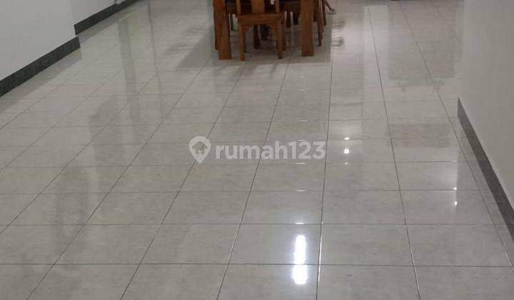 Rumah Tanah Dengan Tanah Luas di Mumbul, Badung  2