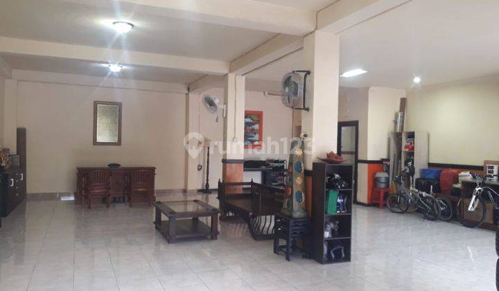 Toko Ruang Usaha Luas 147m2 di Diponegoro Denpasar 2