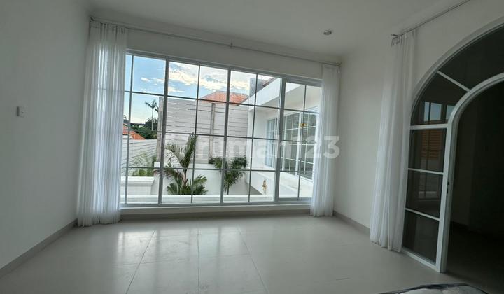 Villa Baru di Canggu Badung 2
