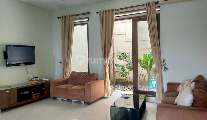 Rumah One Gated di Kuta, Badung 2