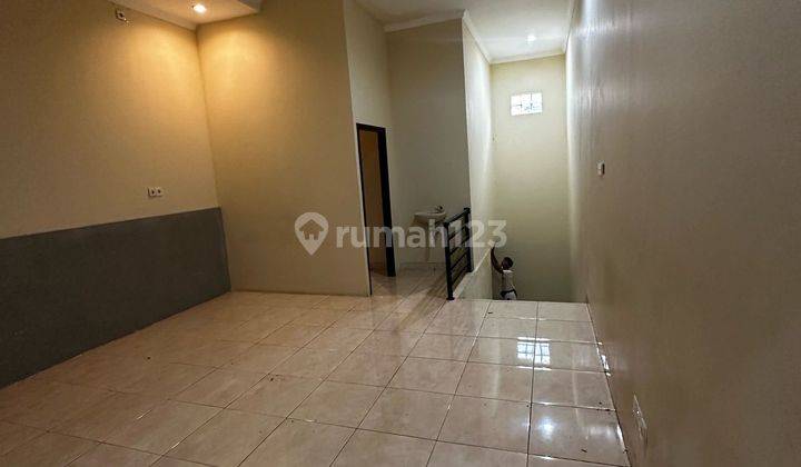 Ruang Usaha Menarik Sunset Road Kuta, Badung 2