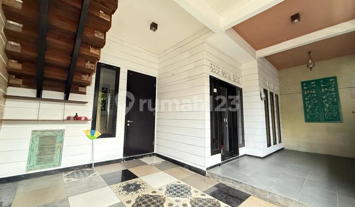 4 Bedroom House in Dalung Badung 2