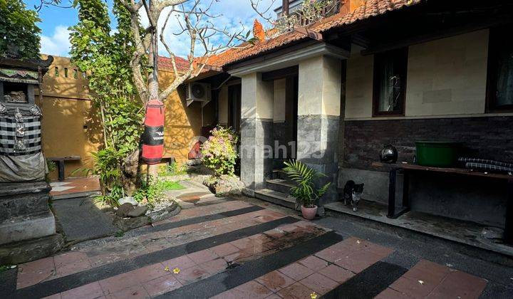 Rumah Strategis di Jimbaran, Badung 1