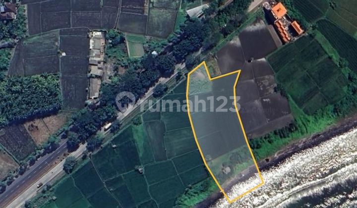 Pantai Lebih Jalan Utama Tanah 6000m2 Gianyar Bali