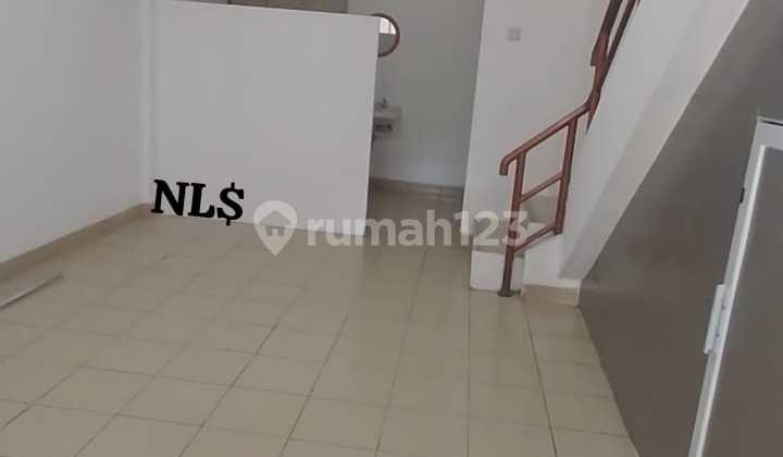 For sale: Neat and ready-to-use 3-story shop house in Kota Wisata, Cibubur. 2