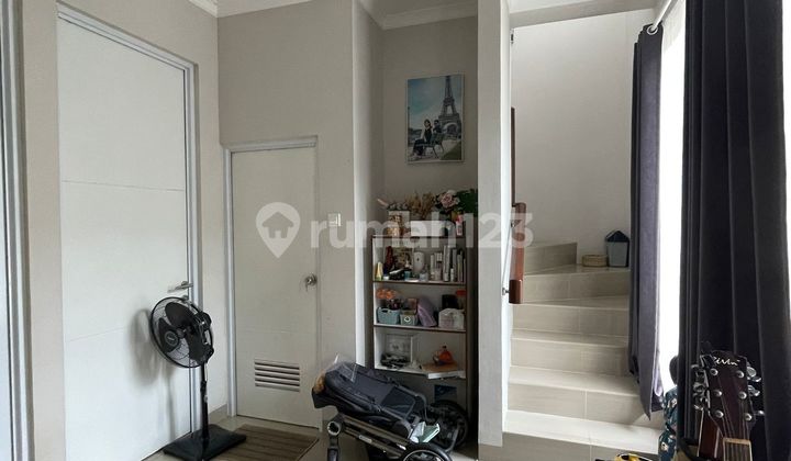 Dijual.rumah.like.new.2.lantai Di.citraland.cilengsi 2