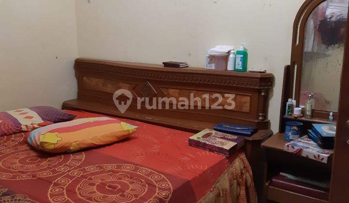 Disewakan Rumah SHM 2 Lantai Tanjung Duren Jakarta Barat