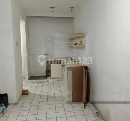 Disewakan Rumah 2 Lantai Tanjung Duren Jakarta Barat 10