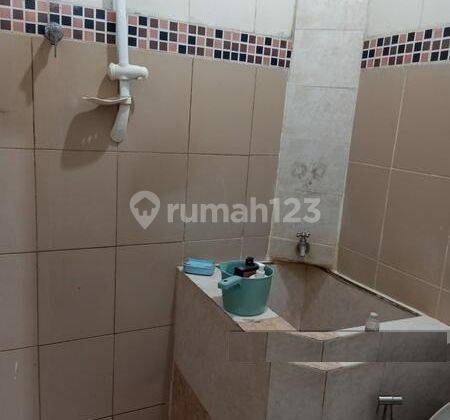 Disewakan Rumah 2 Lantai Tanjung Duren Jakarta Barat 12