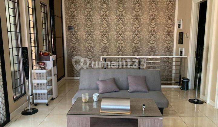 Rumah 2 Lantai Bagus Furnished SHM di Metro Permata, Tangerang 1