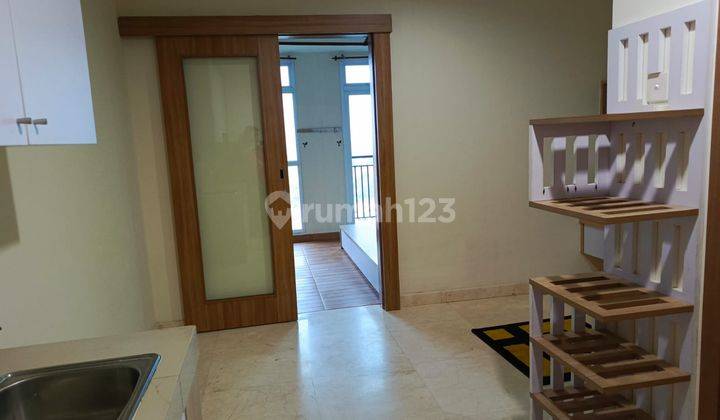 Disewakan Apartemen Puri Orchard 1 BR Semi Furnished Hadap Timur 2