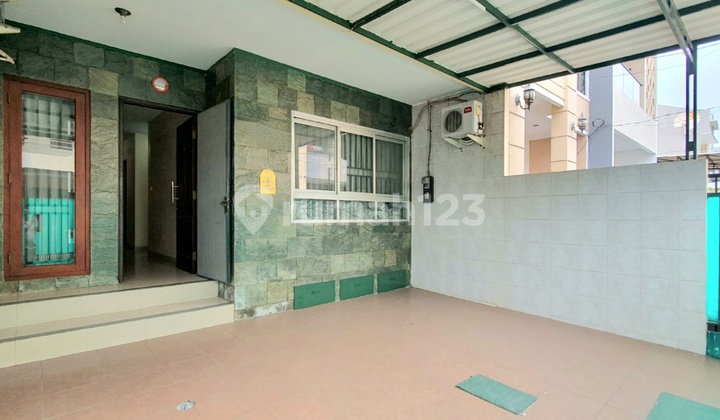 Rumah Kelapa Lilin, Kelapa Gading, Jakarta Utara 2