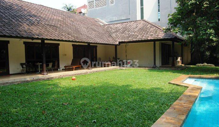 Big Secure House At Kemang, South Jakarta Is Available For Rent 2