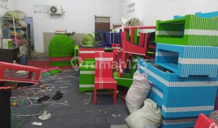 Pabrik Furniture Briket di Cirebon Barat, Jawa Barat 7