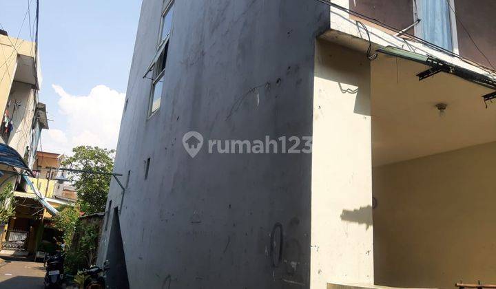 Rumah Kontrakan Kost 3 Lantai di Jakarta Utara, Investasi Ideal 2