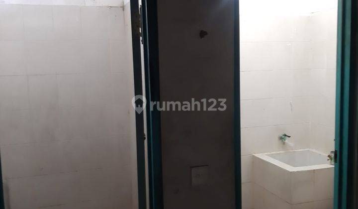 Rumah Kontrakan Kost 3 Lantai di Jakarta Utara, Investasi Ideal 8