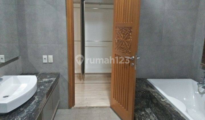Modern Comfort House At Simprug, South Jakarta Is Available Now 7