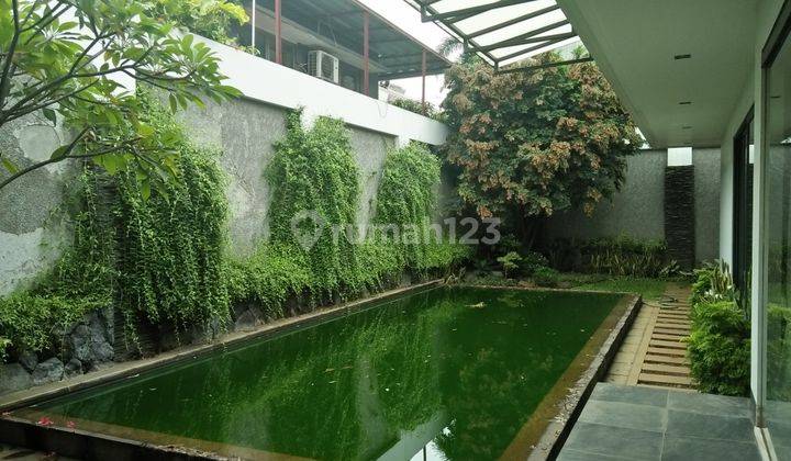 Modern Comfort House At Simprug, South Jakarta Is Available Now 8