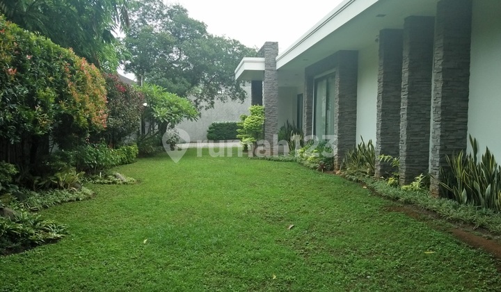 Modern Comfort House At Simprug, South Jakarta Is Available Now 11