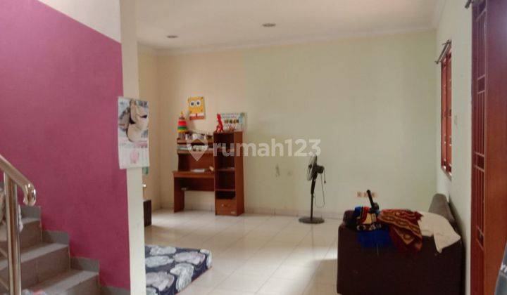 Rumah 2 Lantai Bagus SHM di Bintara, Bekasi 1