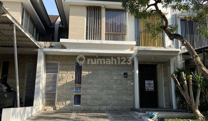 Rumah Kontrakan 2 Lantai Bagus Semi Furnished di Citraland Green Hill, Surabaya 2