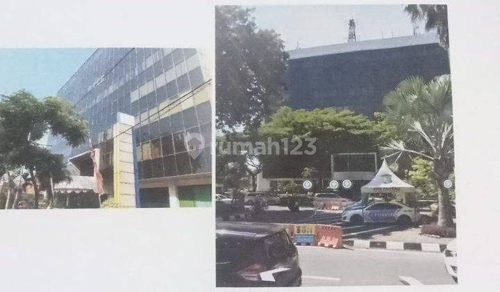 Perkantoran di Jalan Raya Darmo, Surabaya 4.690 M Butuh Renovasi HGB 1