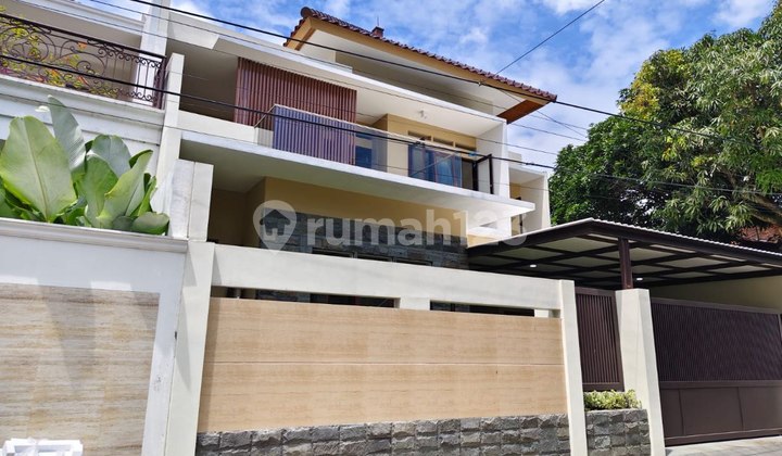 Luxury 2-Story House Strategic Position Near Toll Gate 2