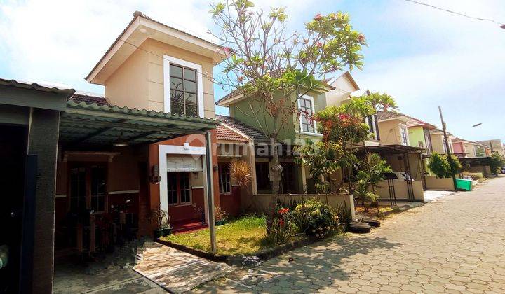 Rumah Cluster Nyaman Pinggir Jalan Raya Solo  1