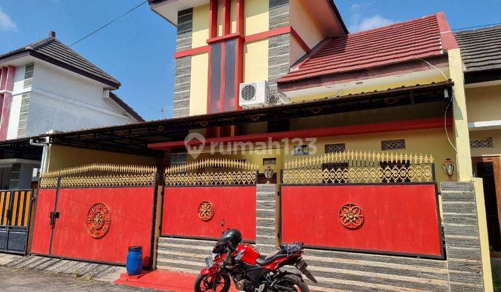 Rumah Impian Semi Furnished Strategis di Waru Gentan  1