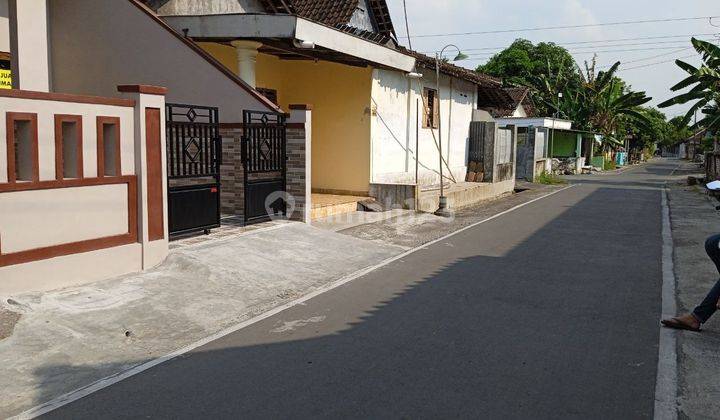 Rumah Cantik Mungil Strategis di Baki Sukoharjo  2