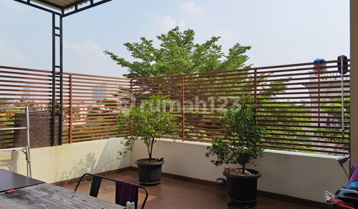 Rumah Mewah Modern Lingkungan Elite River View + Private Pool 17