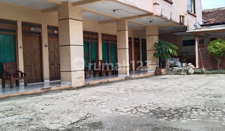 Hotel 2 Lantai Masih Aktif di Wonogiri Kota 4