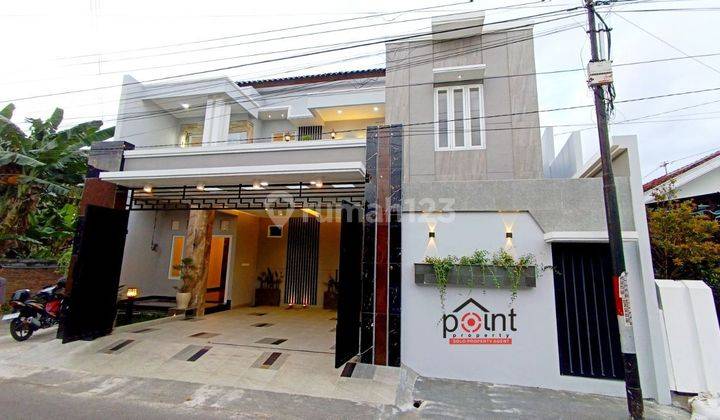 Rumah Mewah Modern Minimalis di Banjarsari Solo  2