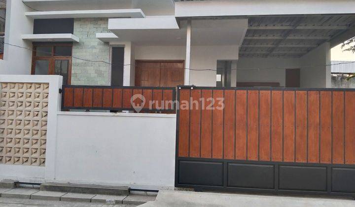 RUMAH MODERN MINIMALIS STRATEGIS DEKAT PINTU TOL KLODRAN 2