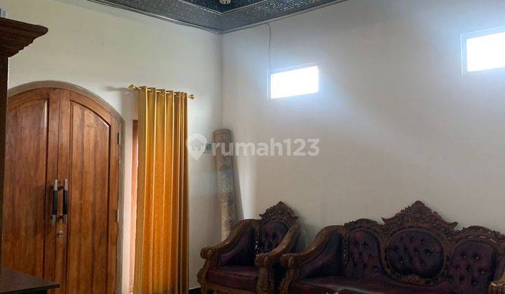 Rumah Cantik 2 Lantai Murah Lokasi Strategis  2