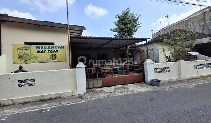 Tanah Strategis Bonus Rumah di Laweyan Solo Luas 185 M2 2